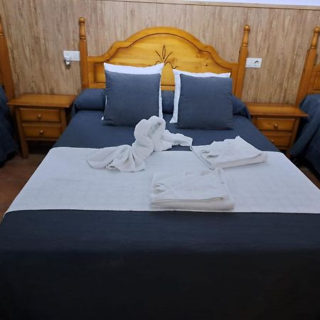 Hostal Brenaverde Gaucín Zewnętrze zdjęcie