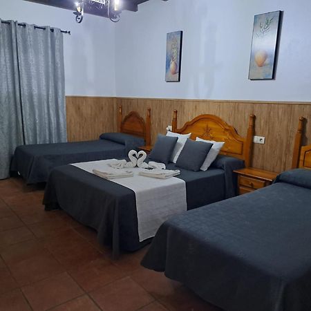 Hostal Brenaverde Gaucín Zewnętrze zdjęcie