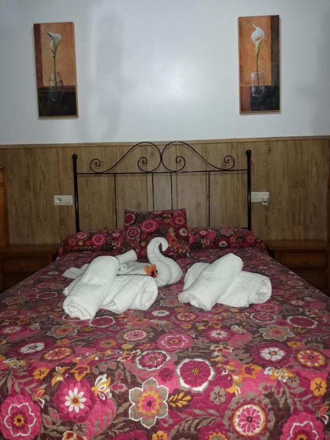 Hostal Brenaverde Gaucín Zewnętrze zdjęcie